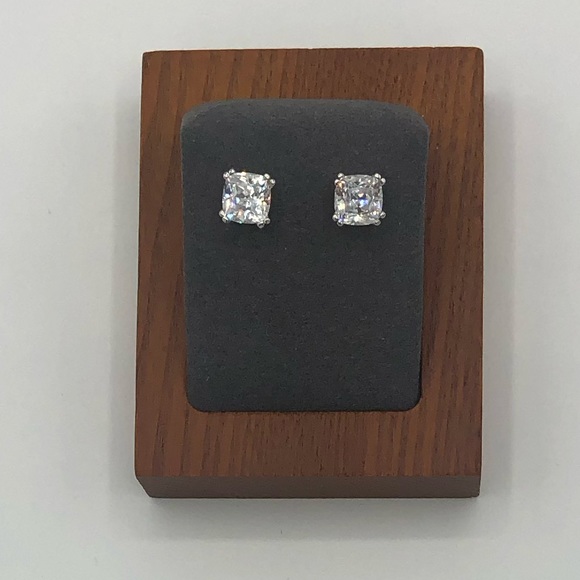 14k 1ct Cushion Cut Earrings - Picture 7 of 11